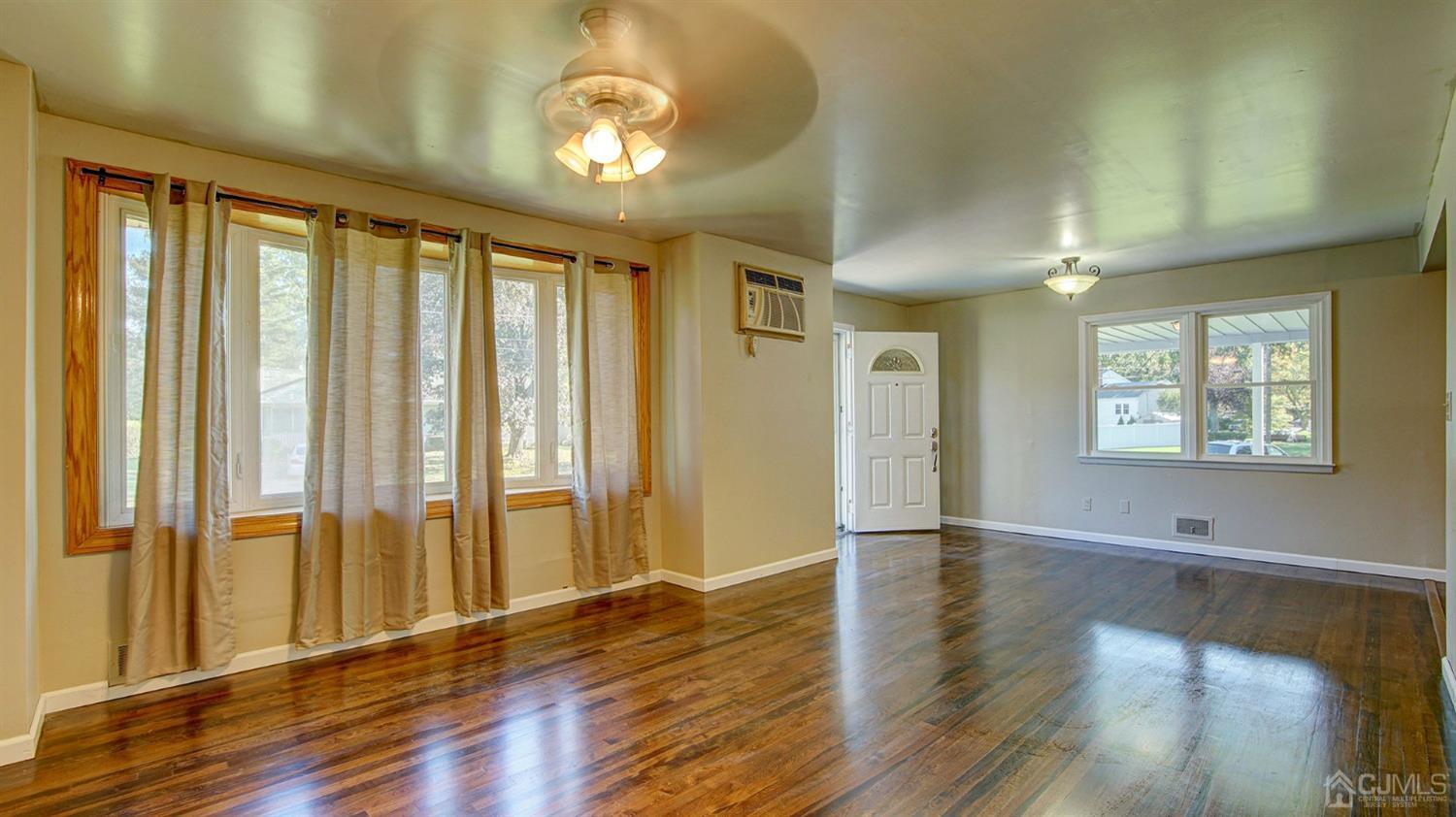 6 Richard Road East Brunswick, NJ 08816 - Photo 6 of 43 Gallery Image 6