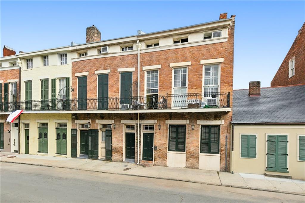 929 Dumaine Street, Unit 9 New Orleans, LA 70116 - Photo 2 of 11
