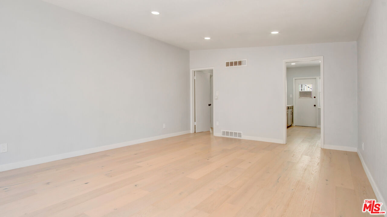 1610 East Carson Street, Unit 3 Long Beach, CA 90807 - Photo 2 of 21