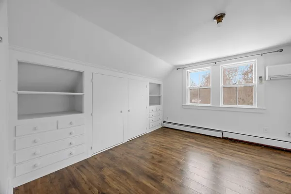 $3,195 | 337 South Main Street, Centerville, MA 02632