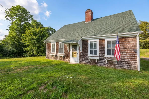 $3,195 | 337 South Main Street, Centerville, MA 02632