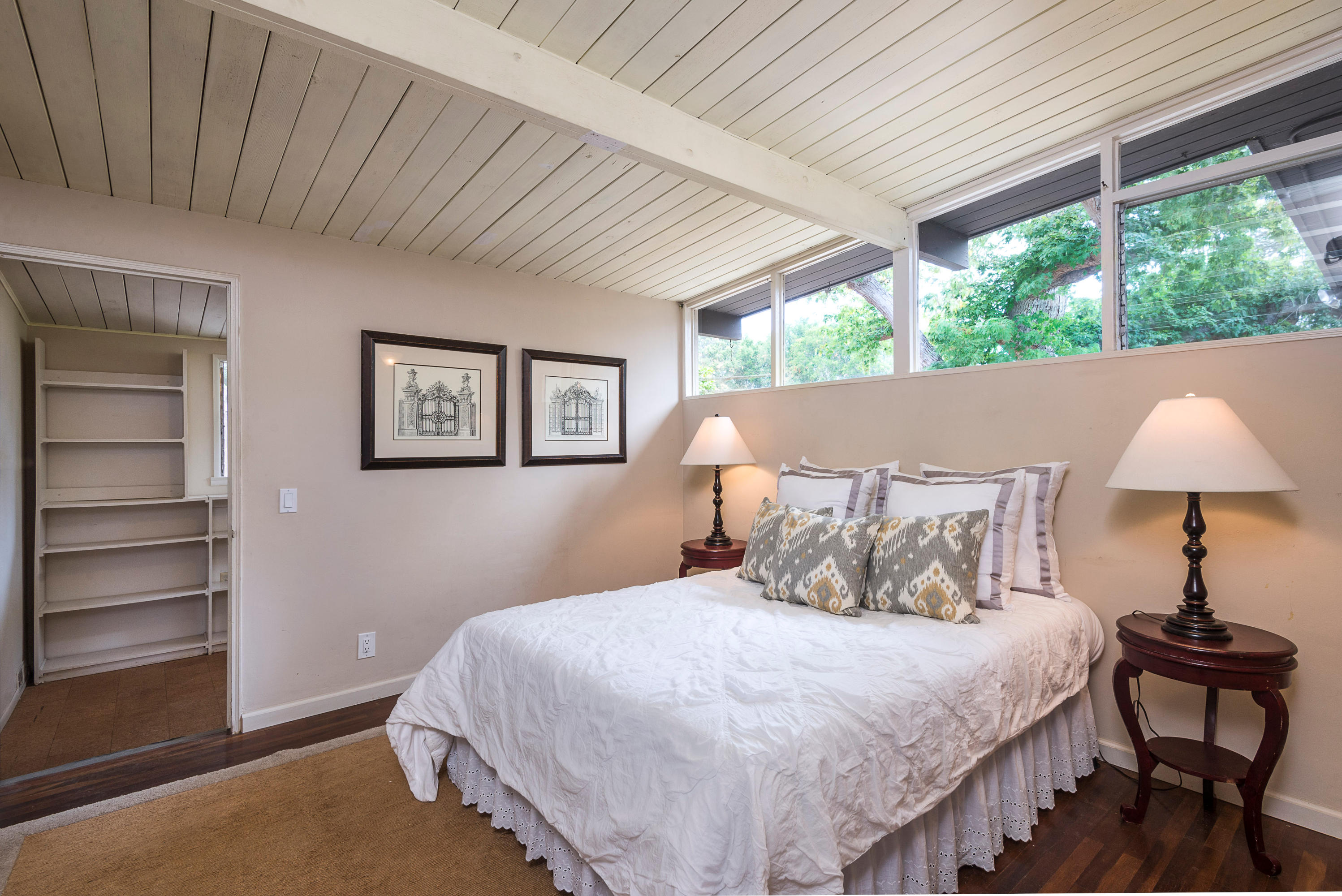 1750 Ocean Oaks Road Carpinteria, CA 93013 - Photo 6 of 12 MasterBedRoom