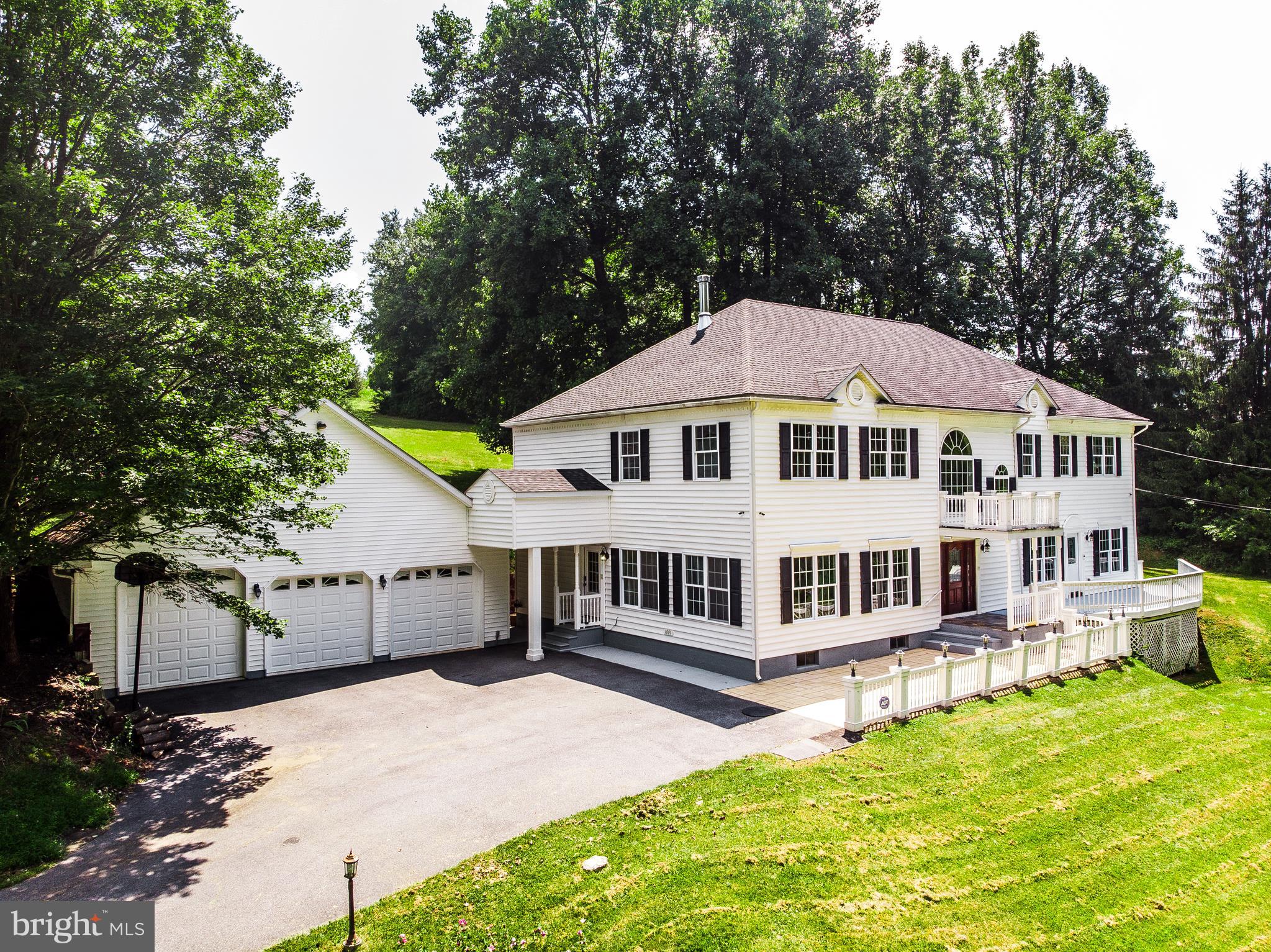 1001 Arnold Road Westminster, MD 21157 - Photo 4 of 58 Gallery Image 4