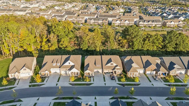 $439,998 | 420 Gingerwood Lane, Hendersonville, TN 37075