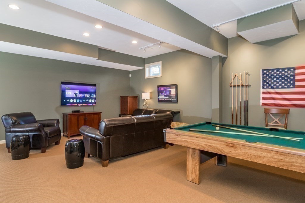 458 Far Reach Road Westwood, MA 02090 - Photo 26 of 39 Gallery Image 26