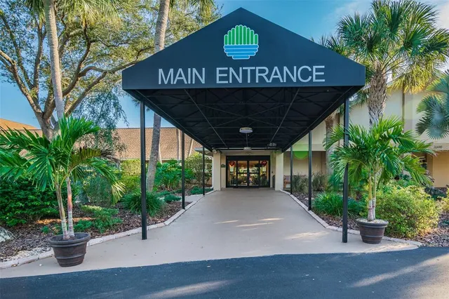 $374,916 | 2113 Malcolm Drive, Palm Harbor, FL 34684