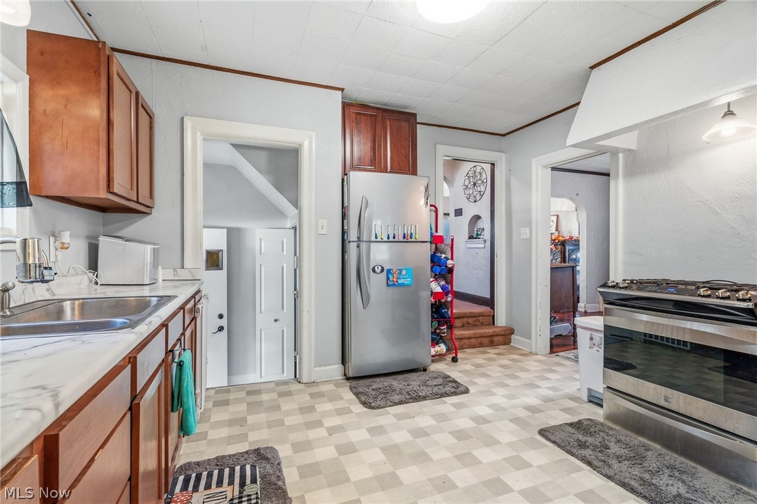 2409 Lake Rd Boulevard Northwest Canton, OH 44708 - Photo 9 of 26 Gallery Image 9