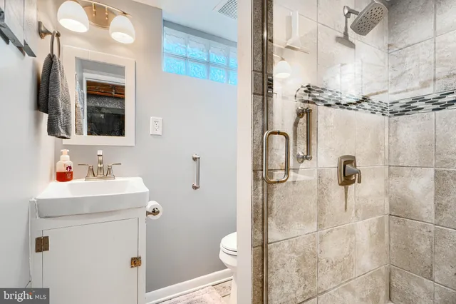 $435,000 | 2431 Lakewood Road, Baltimore, MD 21234