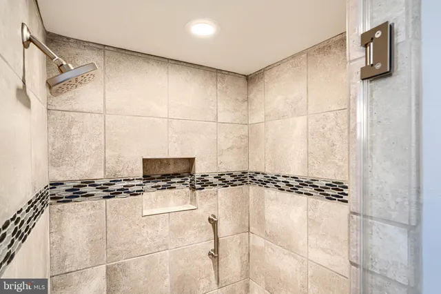 $435,000 | 2431 Lakewood Road, Baltimore, MD 21234