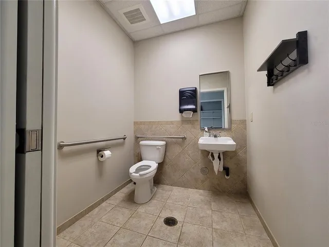 $1,200 | 37302 Pure Water Way, Zephyrhills, FL 33541