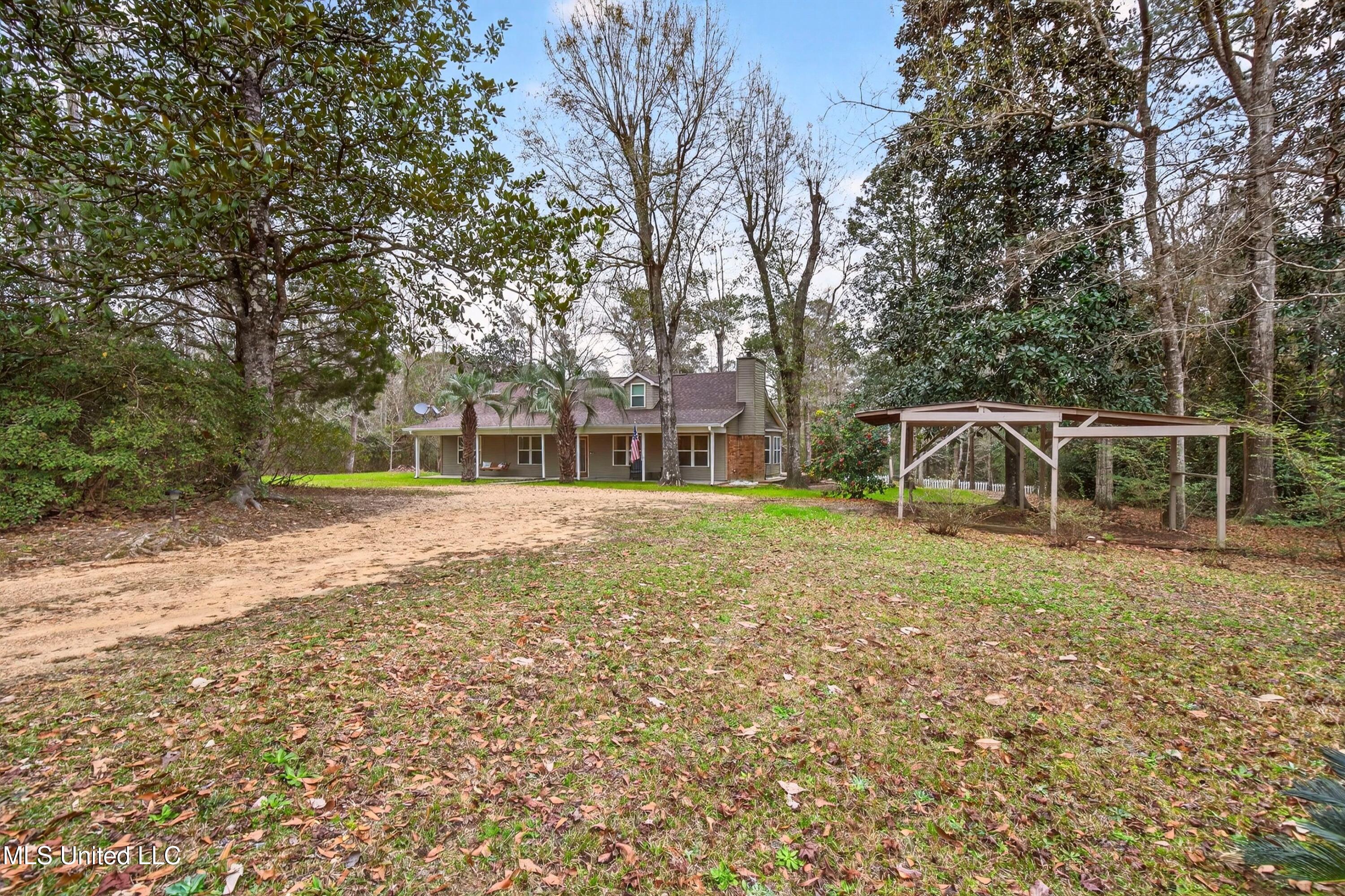 18210 Braden Road Saucier, MS 39574 - Photo 4 of 55 pS45uktU