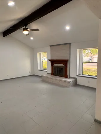 $1,950 | 604 Briarclift Lane, Baytown, TX 77521