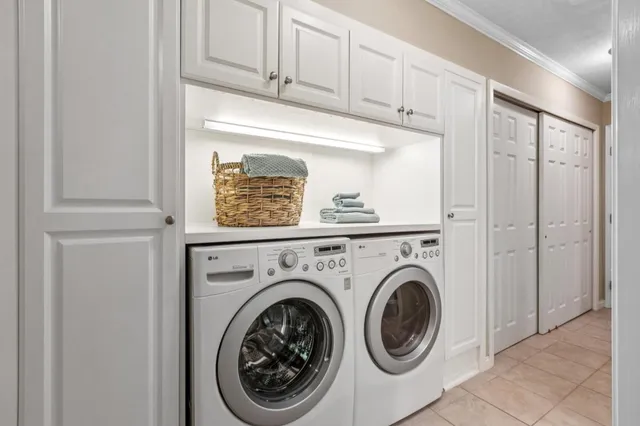 $1,050,000 | 1115 Continentals Way, Unit 203, Belmont, CA 94002