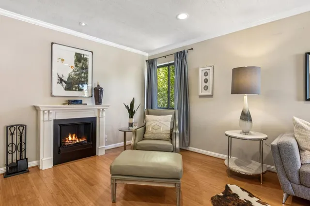 $1,050,000 | 1115 Continentals Way, Unit 203, Belmont, CA 94002