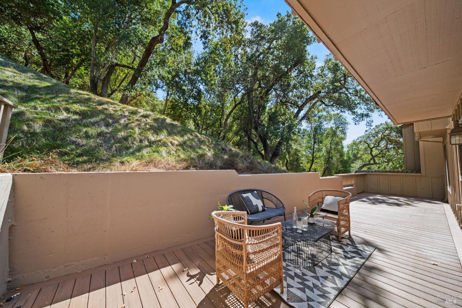 4 Hawk Ridge Court Novato, CA 94949 - Photo 11 of 41 Gallery Image 11