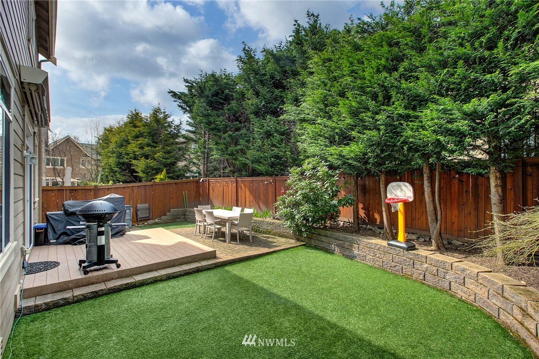 23436 9th Avenue Southeast Bothell, WA 98021 - Photo 8 of 28