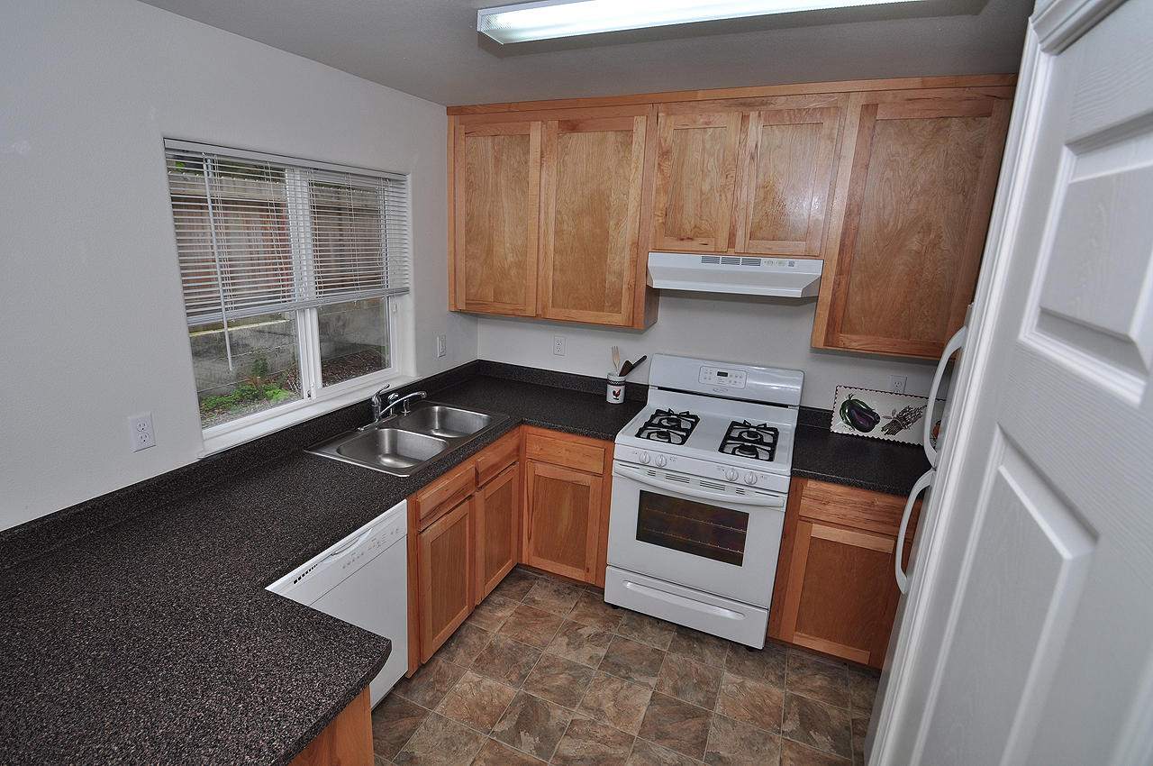 575 24th Street Arcata, CA 95521 - Photo 2 of 9