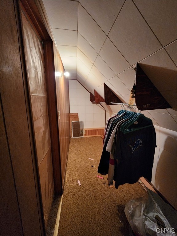 625 Franklin Road Skaneateles, NY 13152 - Photo 12 of 18 upstairs closet access to both bedrooms