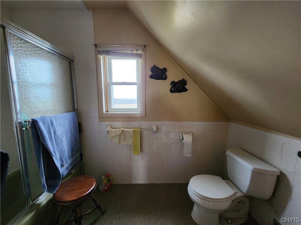 625 Franklin Road Skaneateles, NY 13152 - Photo 13 of 18 upstairs bath