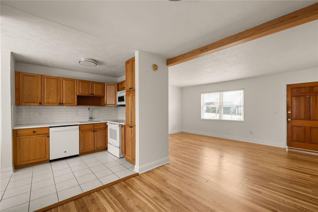 2941 Caldwell Road Northeast, Unit B4 Brookhaven, GA 30319 - Photo 14 of 51