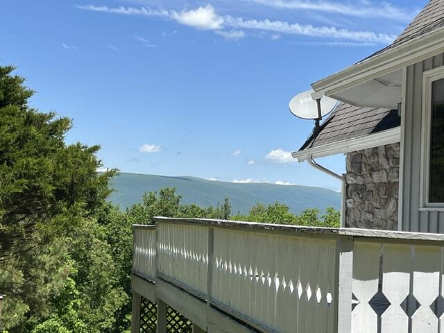 384 Easy Slope Lane New Castle, VA 24127 - Photo 5 of 21 Sideview