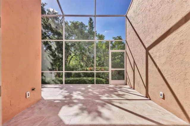 a view of a tennis court