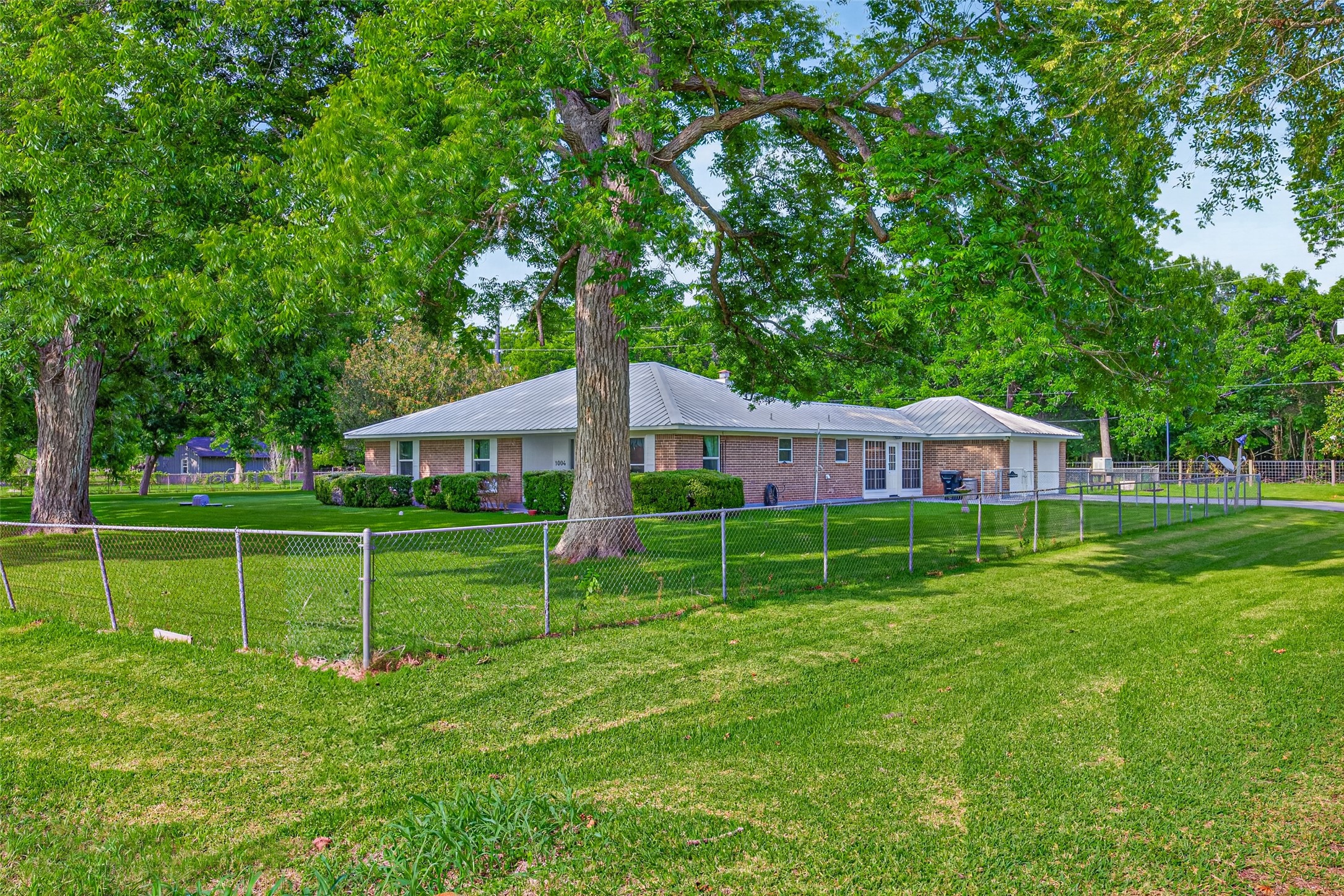 1004 Wagon Road Simonton, TX 77485 - Photo 35 of 40