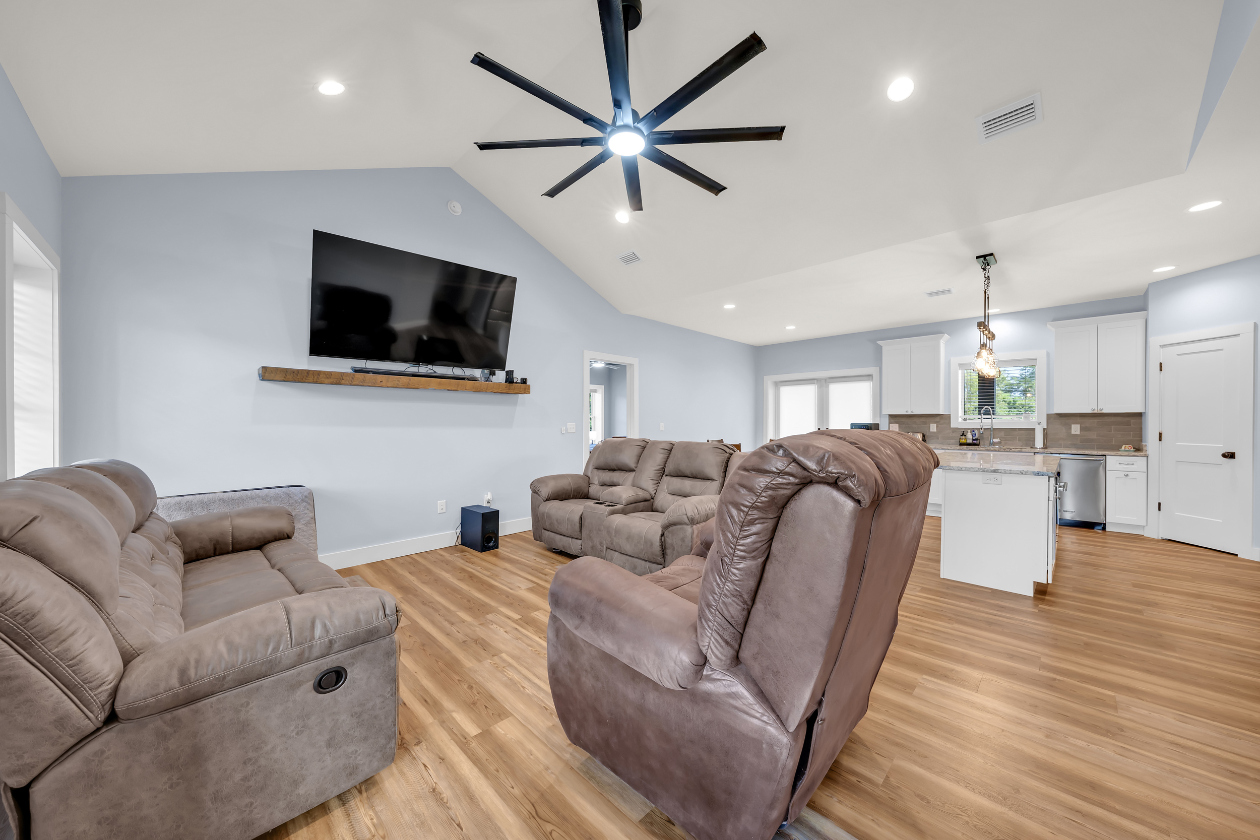 26943 Frank Road Elberta, AL 36530 - Photo 5 of 83 Gallery Image 5
