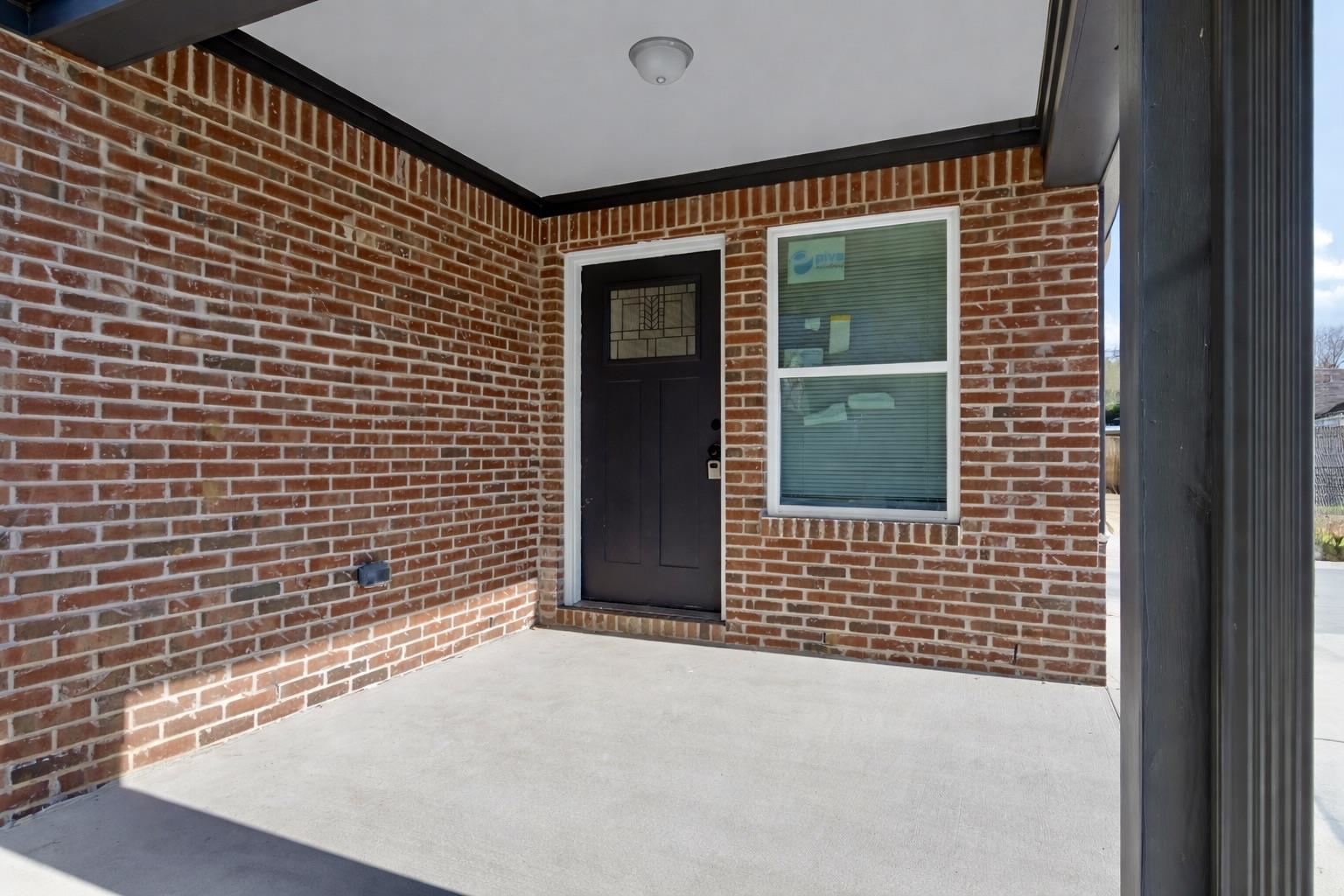830 David Street Memphis, TN 38114 - Photo 2 of 16 a view of a brick house with a door