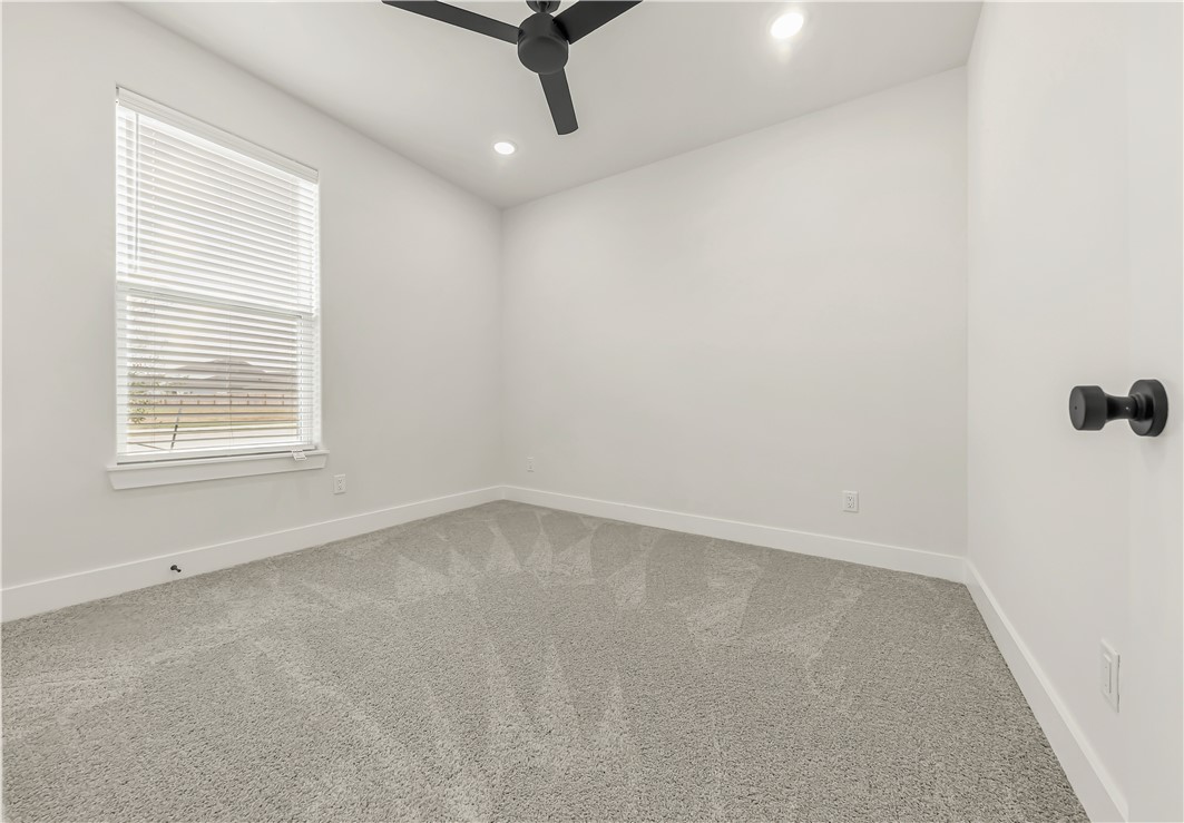 877 Double Mountain Road College Station, TX 77845 - Photo 14 of 24