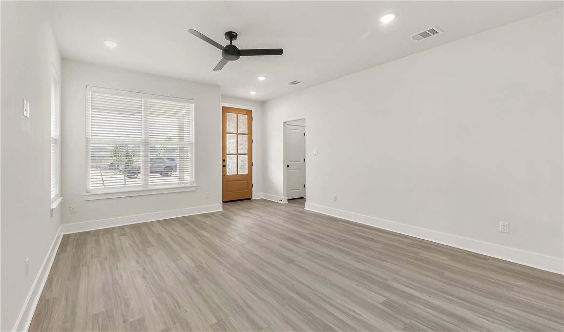 877 Double Mountain Road College Station, TX 77845 - Photo 6 of 24