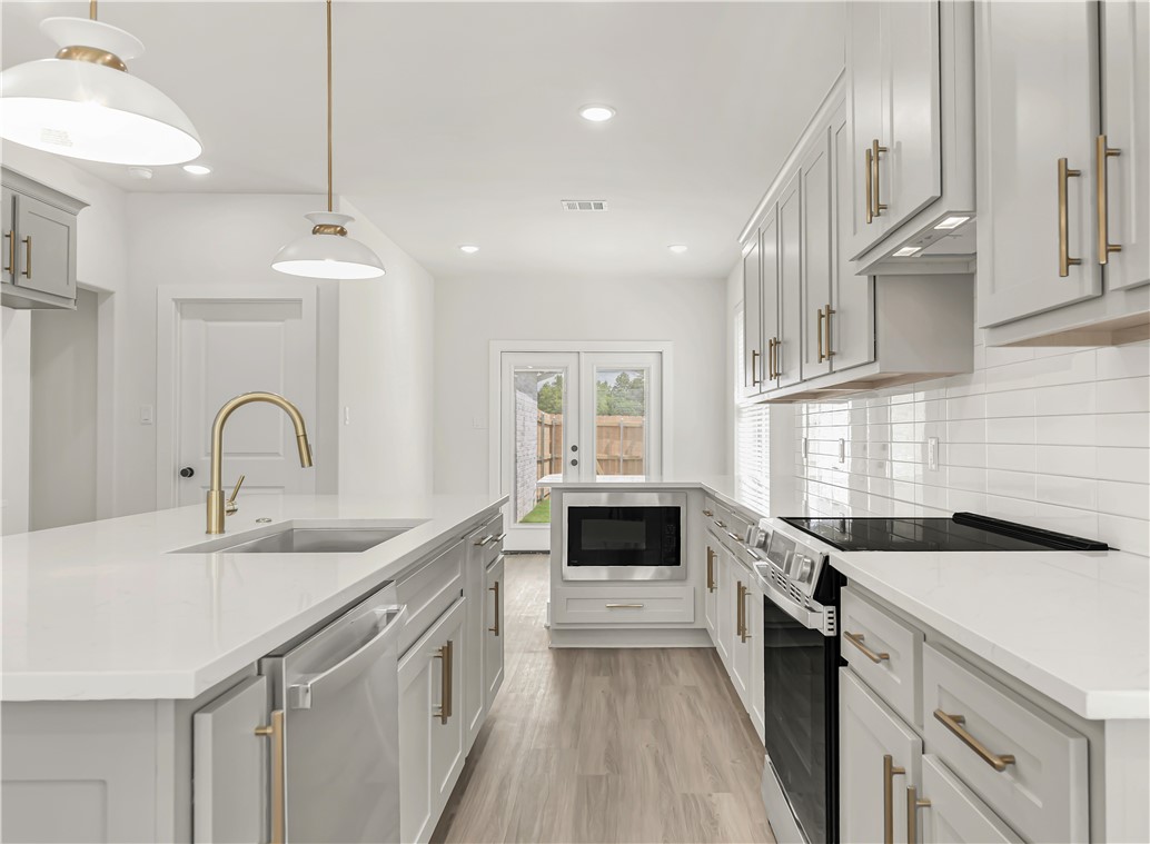 877 Double Mountain Road College Station, TX 77845 - Photo 8 of 24