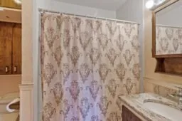 $3,600 | 4 Allen Avenue, Unit 1, Manchester, MA 01944