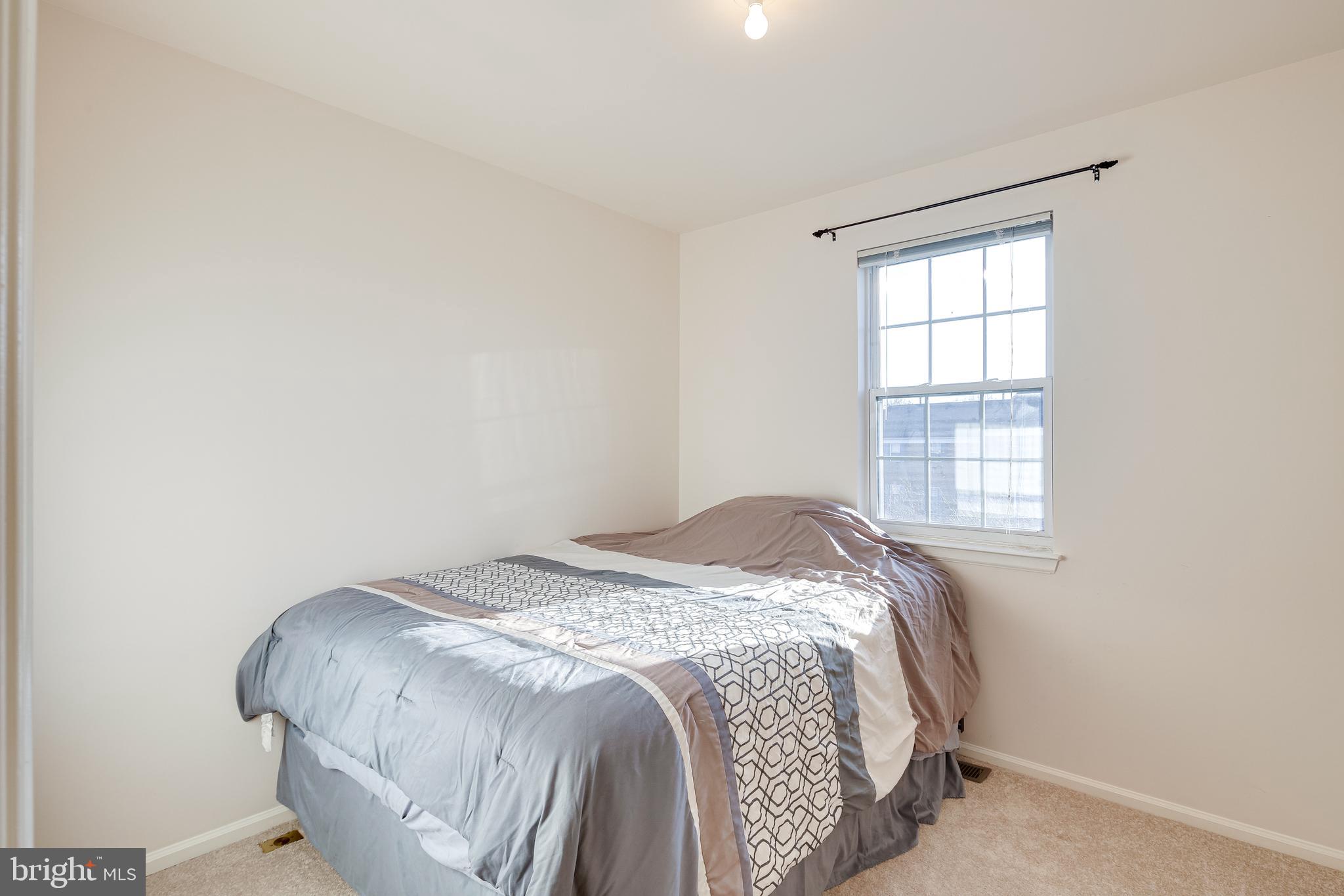 6307 Wind Rider Way Columbia, MD 21045 - Photo 23 of 33 Upper Level -3rd Bedroom