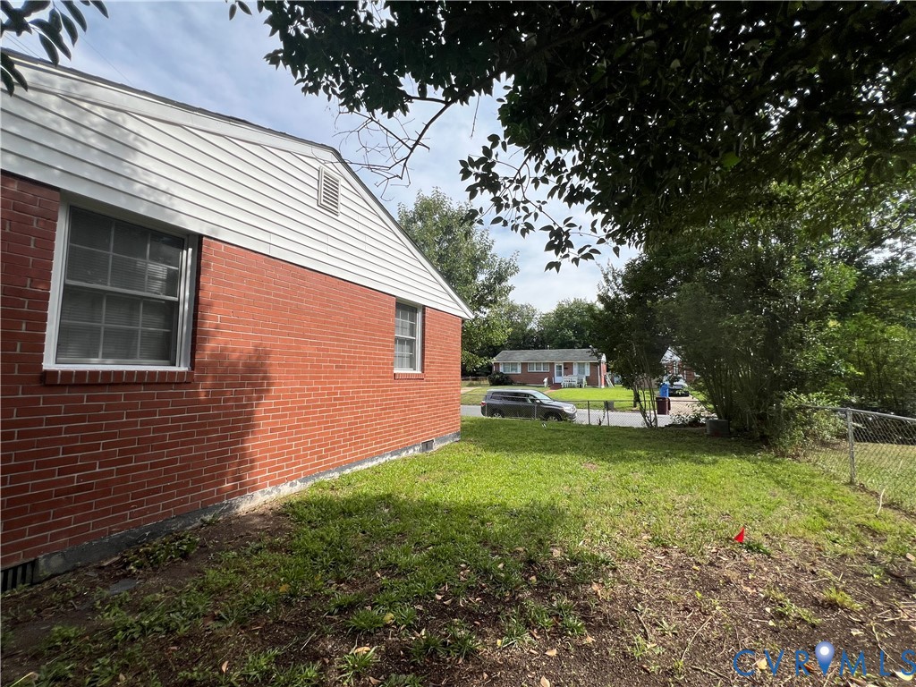 1403 Algona Road Chesapeake, VA 23324 - Photo 4 of 39