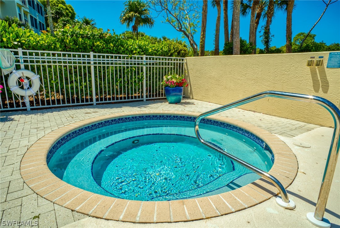 2661 Wulfert Road, Unit 2 Sanibel, FL 33957 - Photo 27 of 27 Gallery Image 27