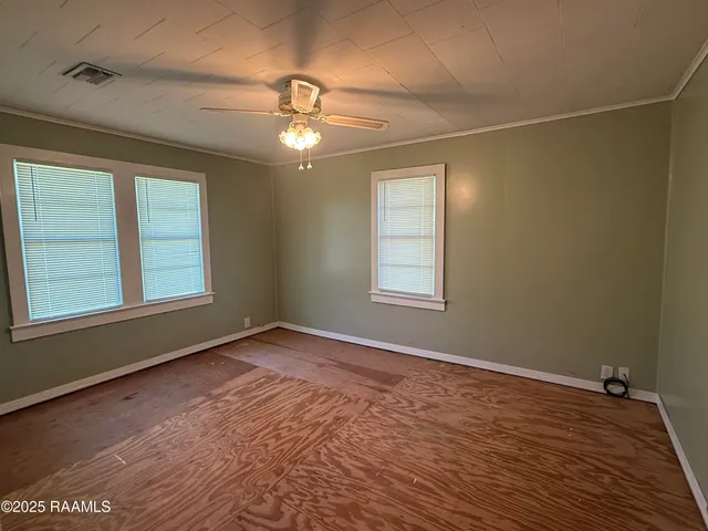 $1,400 | 129 East Broussard Road, Lafayette, LA 70503