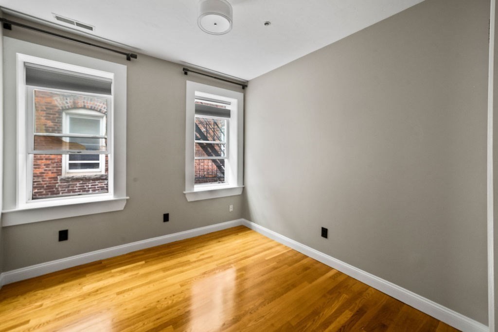 172 Cottage Street, Unit 5 Boston, MA 02128 - Photo 8 of 9