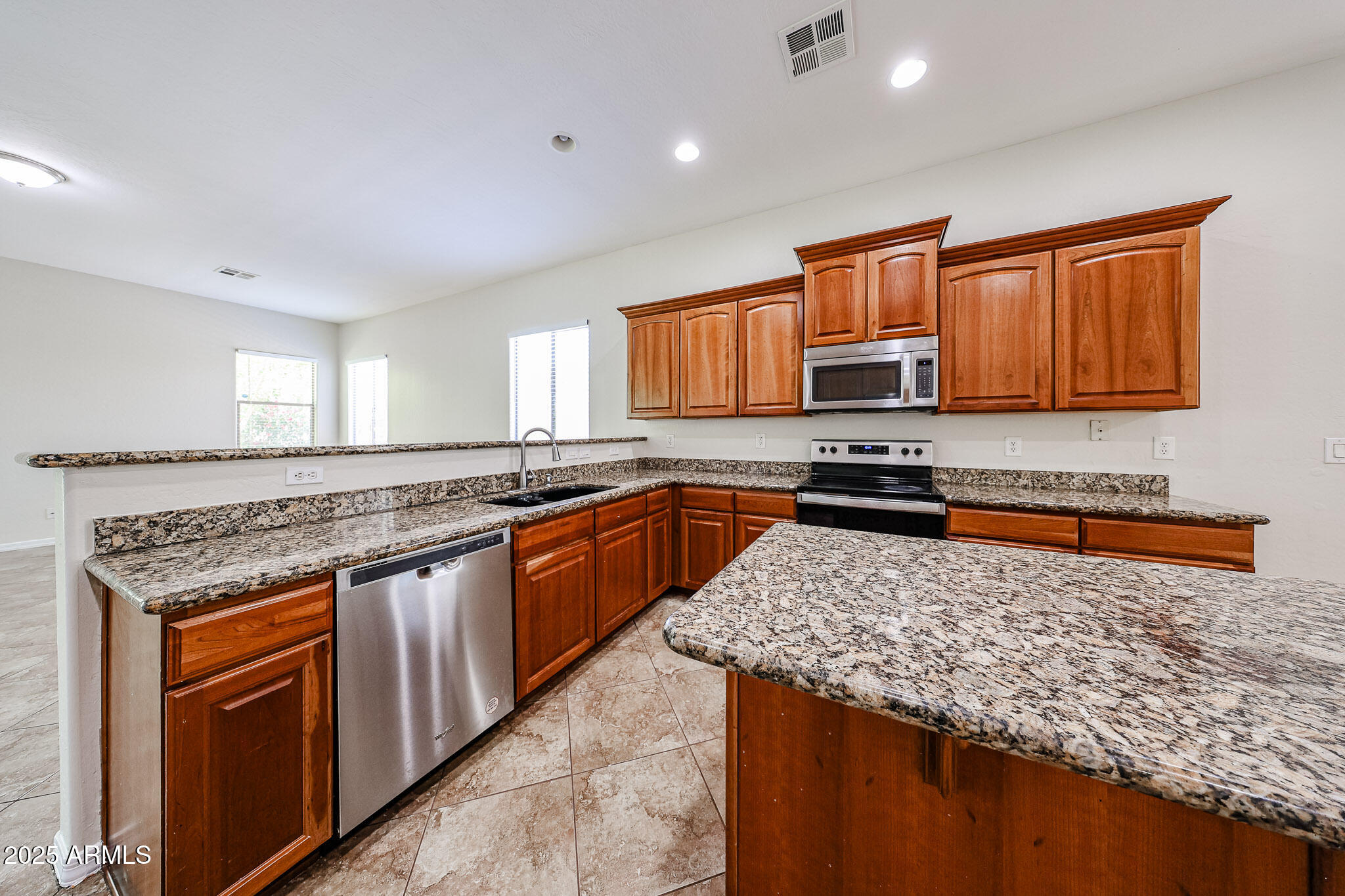 7126 West Ocotillo Road Glendale, AZ 85303 - Photo 20 of 59 B (21)