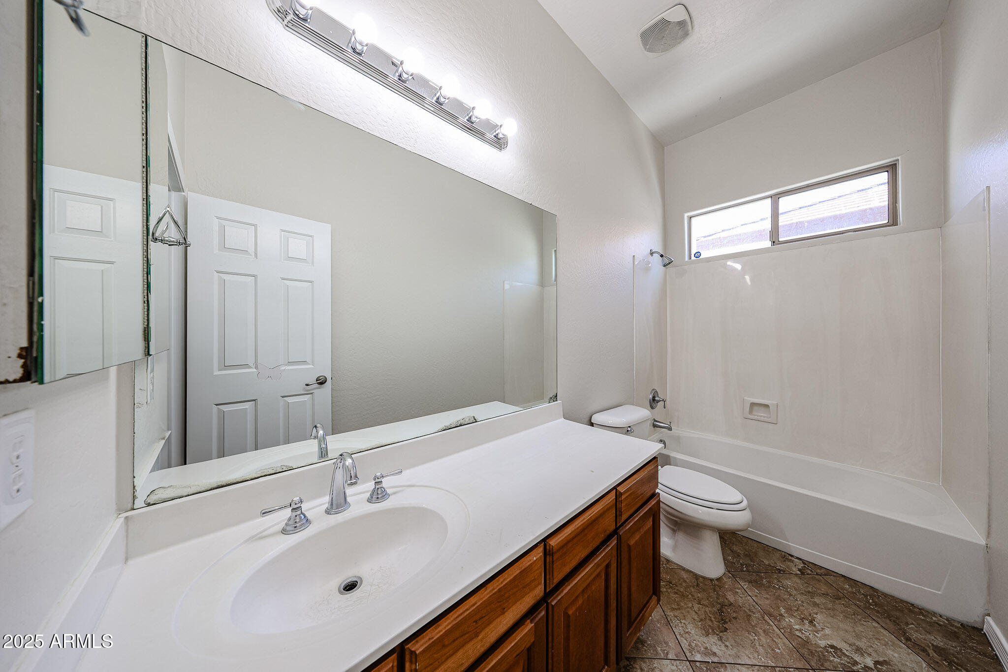 7126 West Ocotillo Road Glendale, AZ 85303 - Photo 40 of 59 B (6)