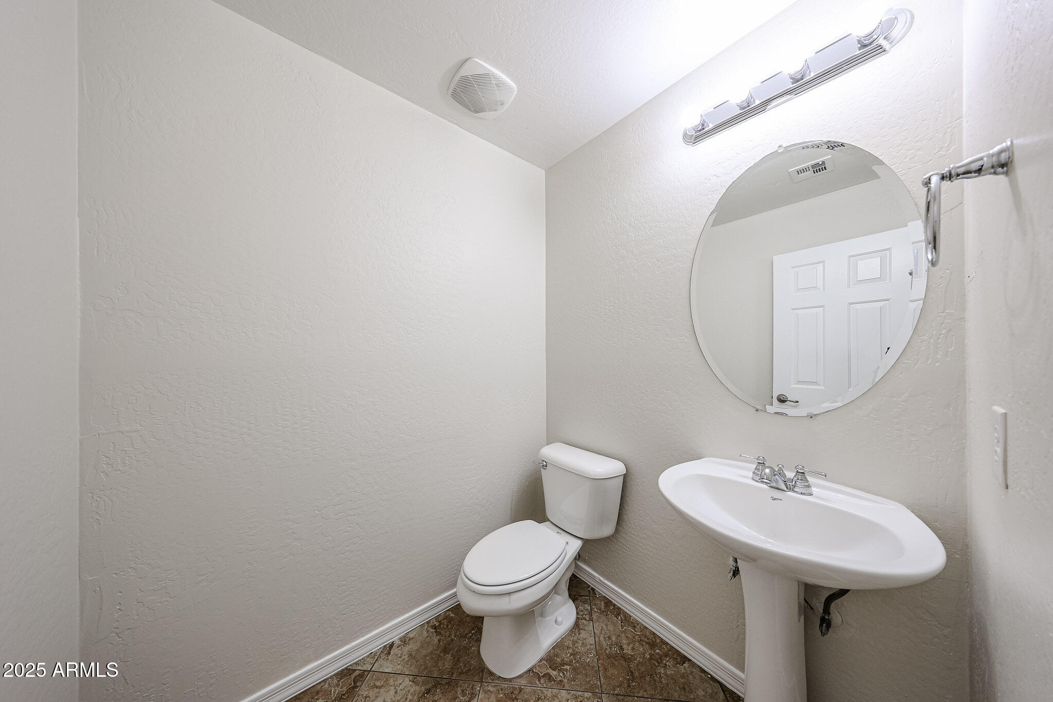 7126 West Ocotillo Road Glendale, AZ 85303 - Photo 44 of 59 B (8)