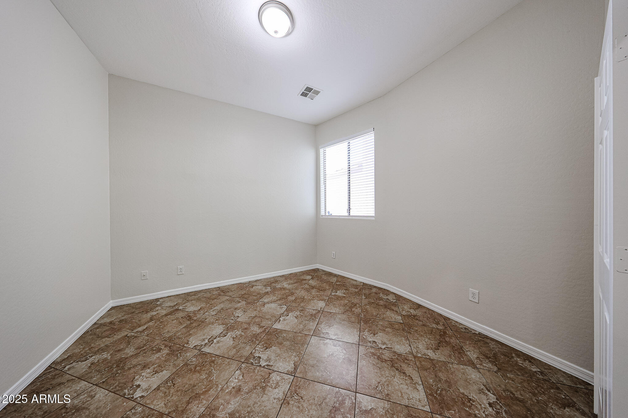 7126 West Ocotillo Road Glendale, AZ 85303 - Photo 47 of 59 B (36)