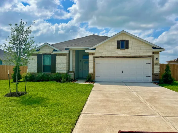 $2,300 | 509 Turtle Dove Drive, Sealy, TX 77474