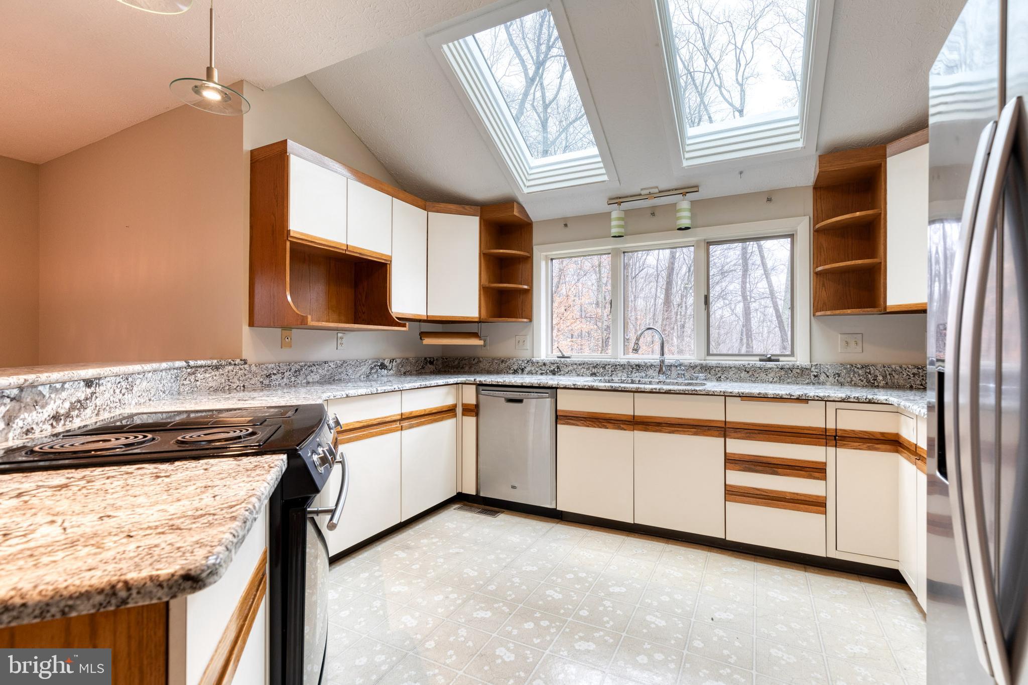 4300 Rousbys Run West River, MD 20778 - Photo 8 of 34