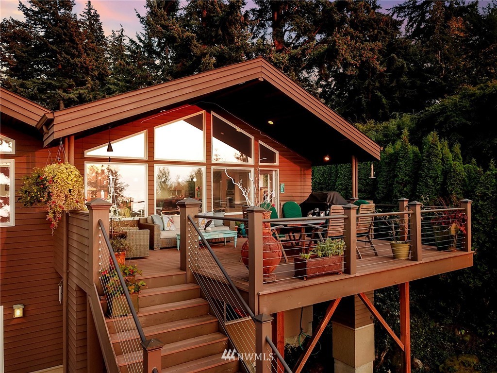 632 Fieldston Road Bellingham, WA 98225 - Photo 17 of 40 an outdoor view of the patio and swimming pool