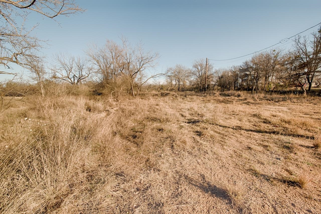 2802 Valley View Lane Granite Shoals, TX 78654 - Photo 6 of 14 a view of a dry yard