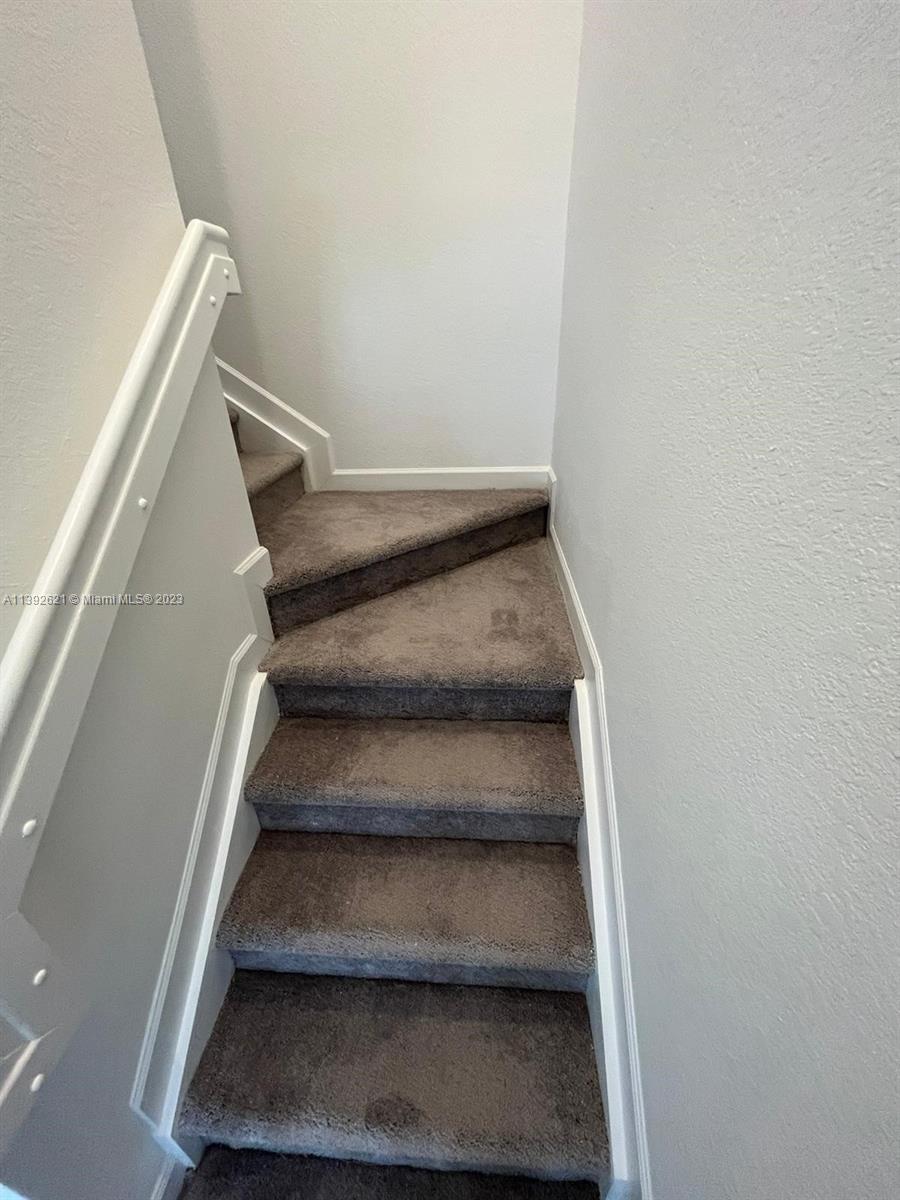 Miami-Dade County Homestead, FL 33032 - Photo 18 of 41 a view of entryway