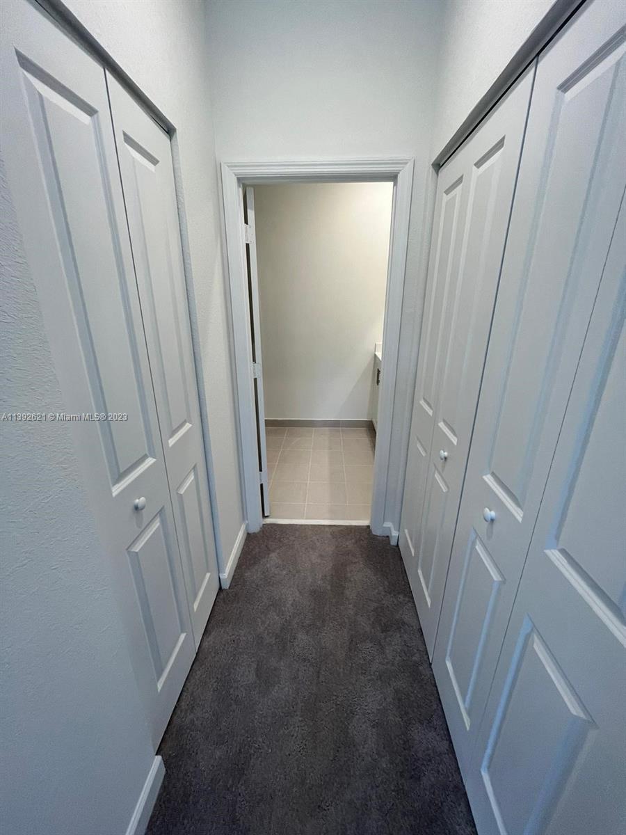 Miami-Dade County Homestead, FL 33032 - Photo 21 of 41 a view of a hallway