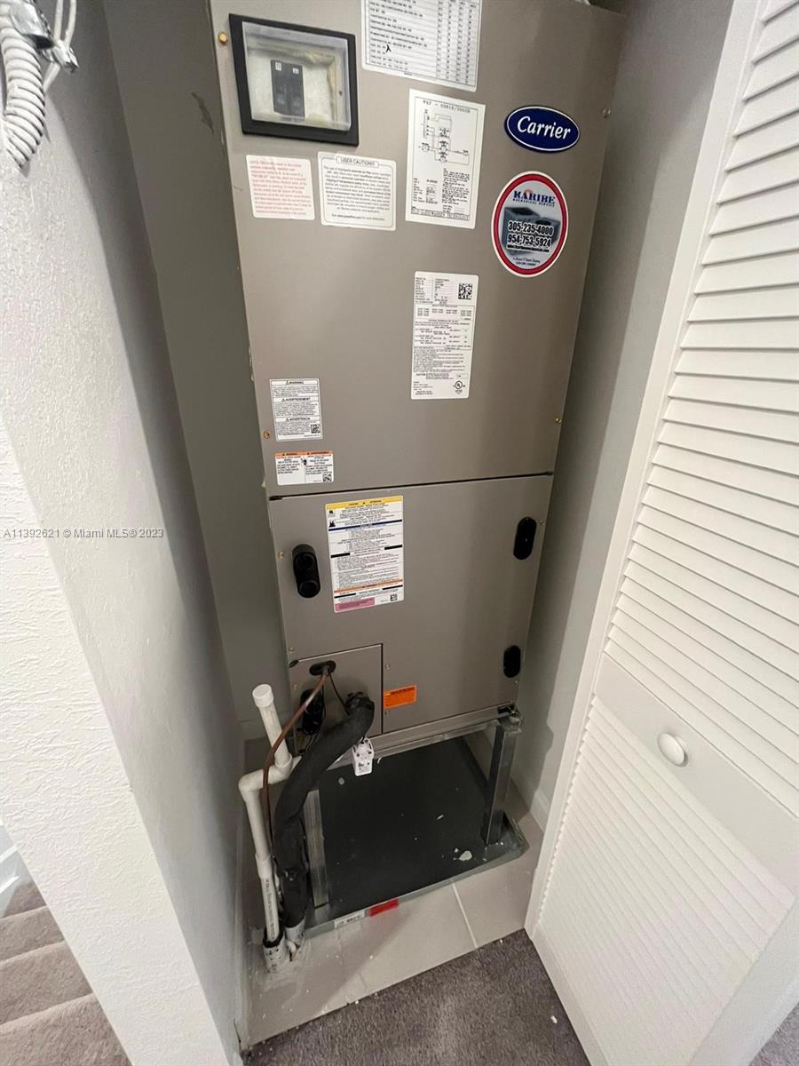 Miami-Dade County Homestead, FL 33032 - Photo 32 of 41 a view of washer and dryer