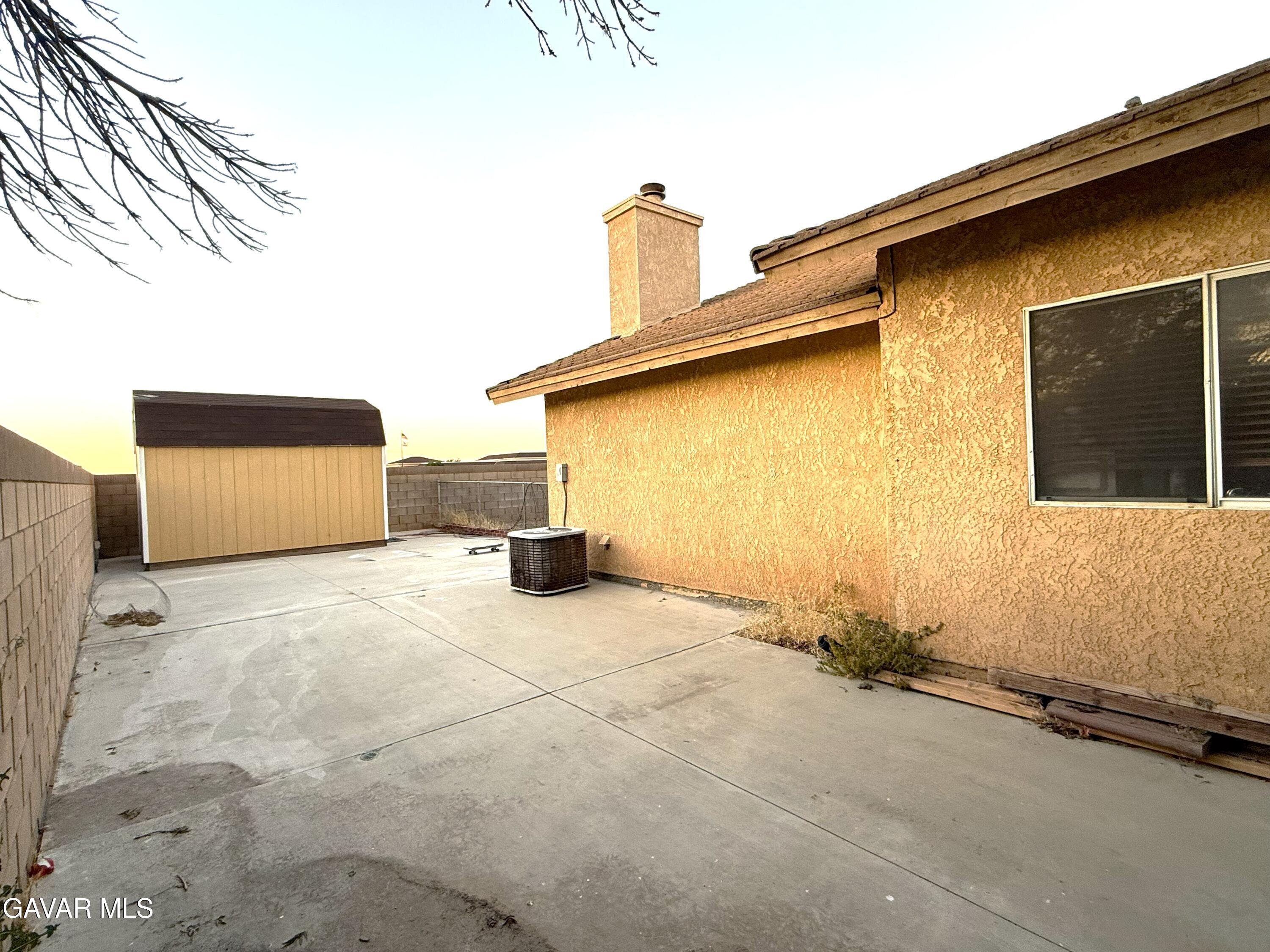 1705 Lightcap Street Lancaster, CA 93535 - Photo 20 of 21 RV Drive